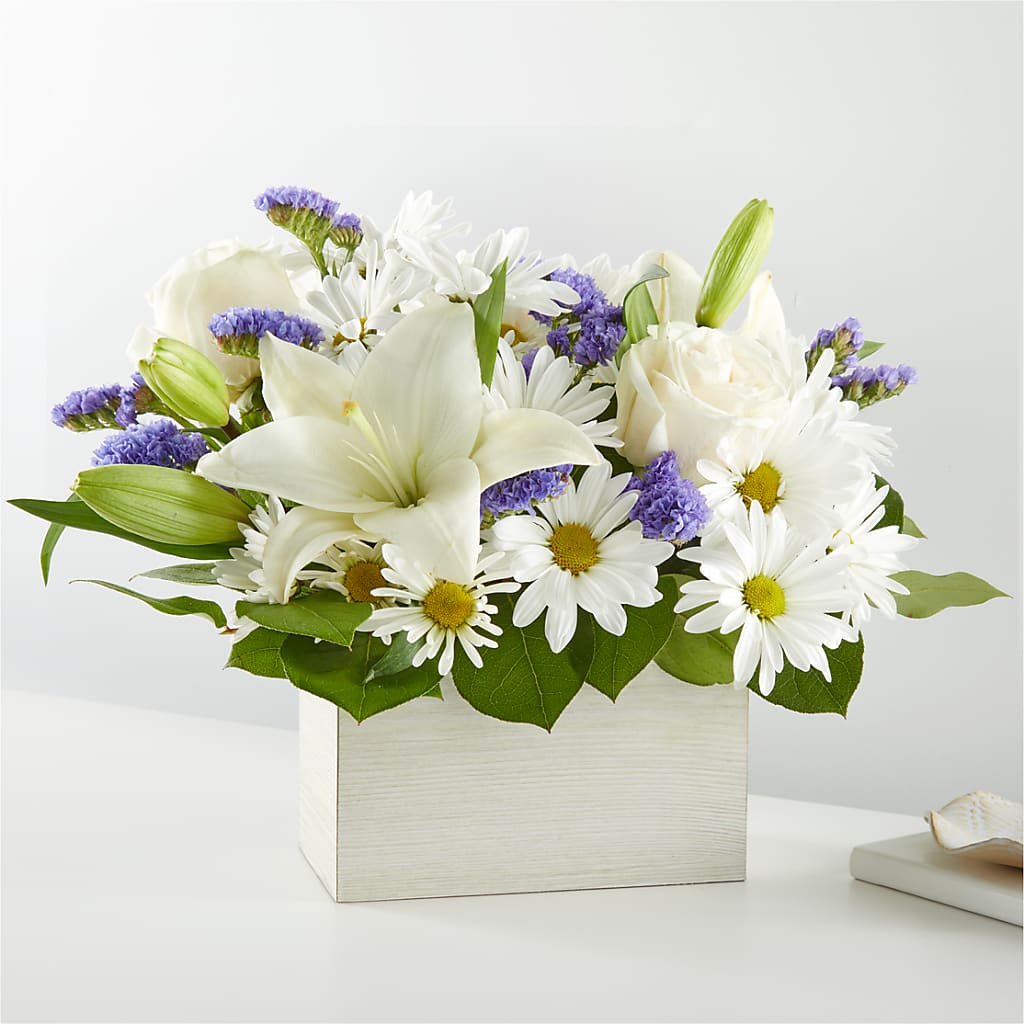 Beyond Blue Box Bouquet – Cerezo Flowers, Miami FL