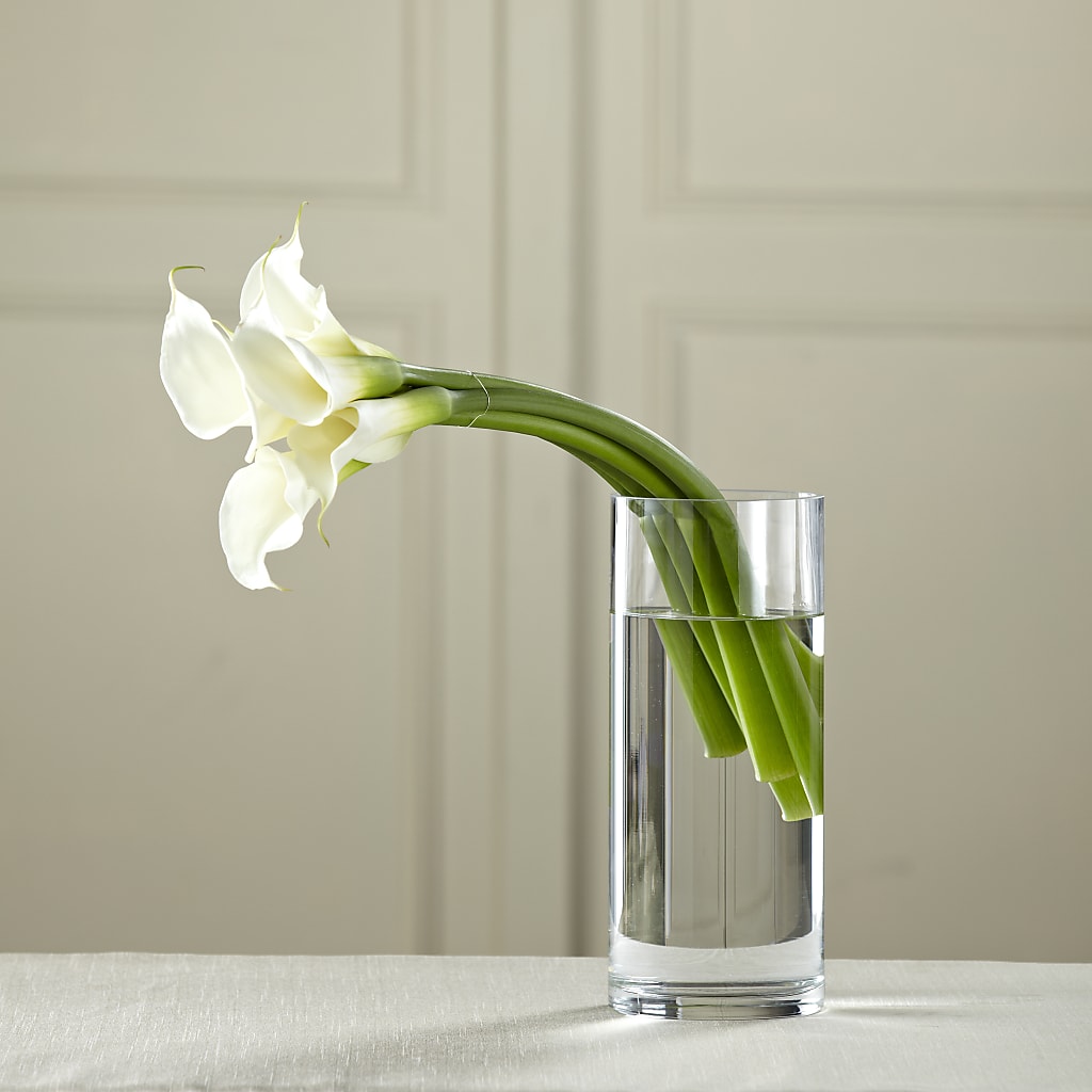 white flowers calla lily White Calla Bouquet – white flower arrangement | Miami, FL